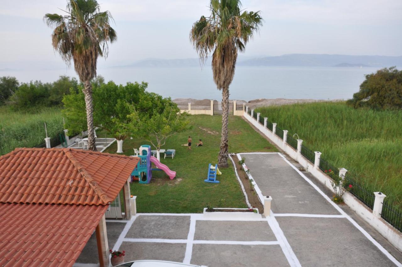 Neptune Resort Kávos Zewnętrze zdjęcie