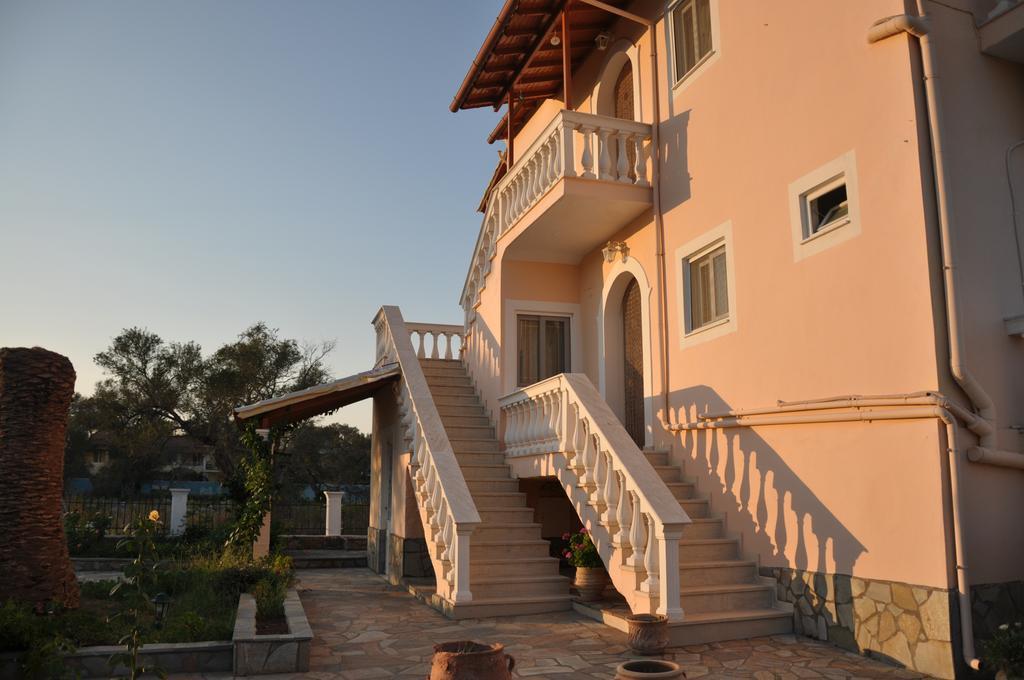 Neptune Resort Kávos Zewnętrze zdjęcie