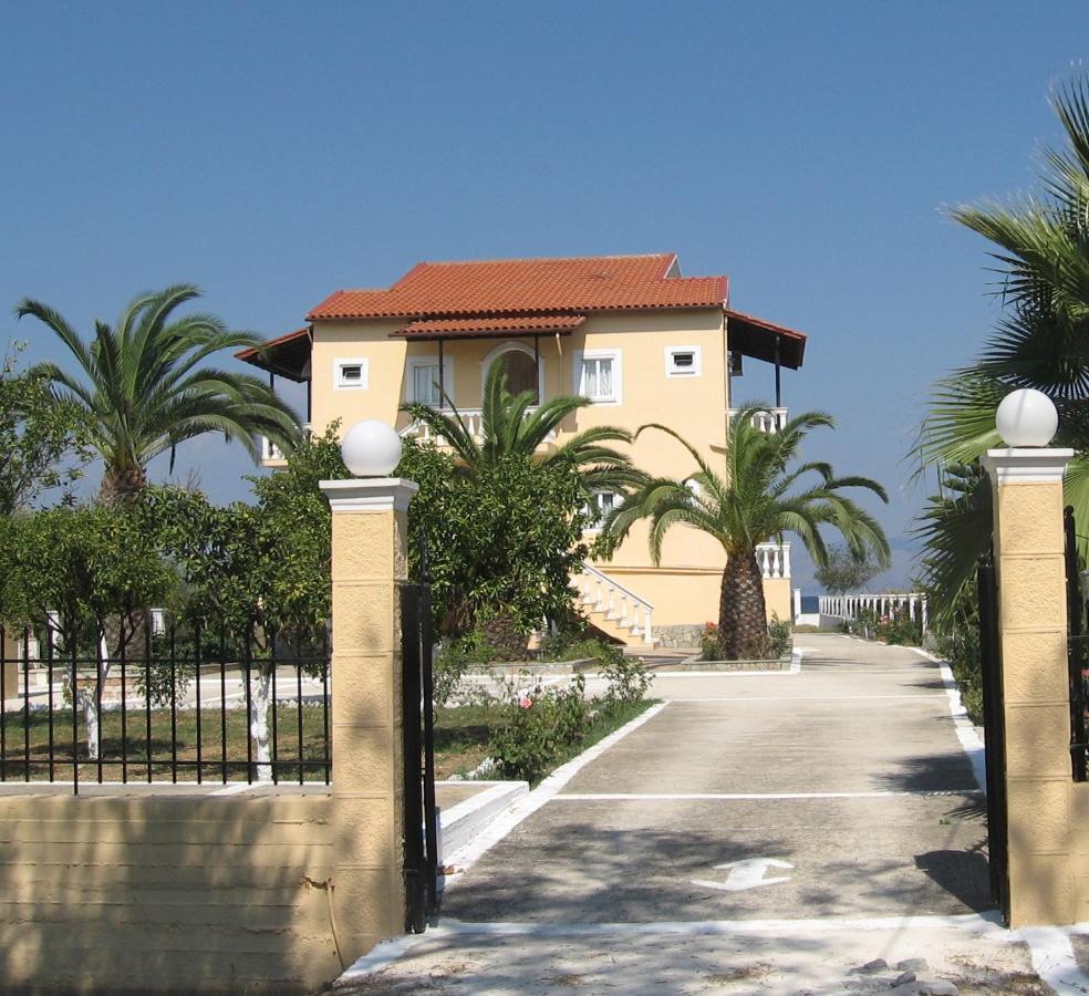 Neptune Resort Kávos Zewnętrze zdjęcie